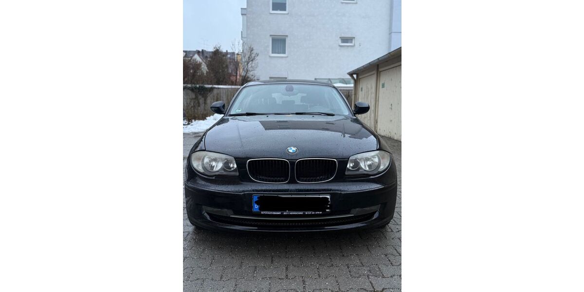 BMW 118 183.000 km 2.999 &euro; München 80809