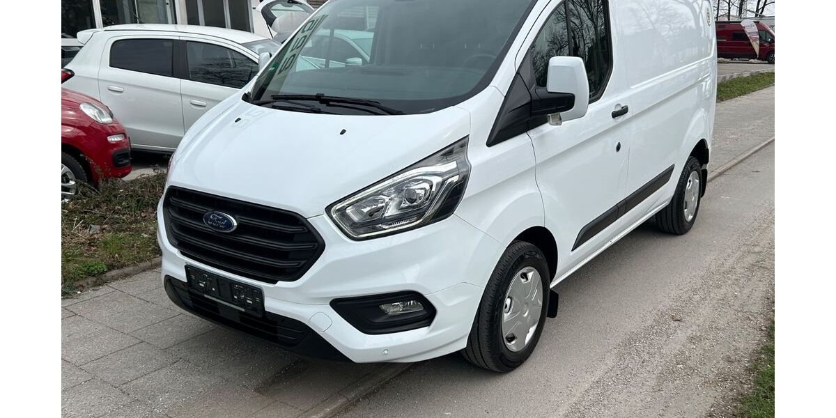Ford Transit Custom 18.304 km 19.990 &euro; München 81825