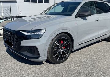 Audi Q8 11.000 km 79.950 &euro; München 80805