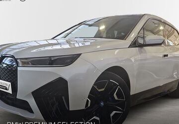 BMW iX 27.202 km 52.990 &euro; Germering 82110