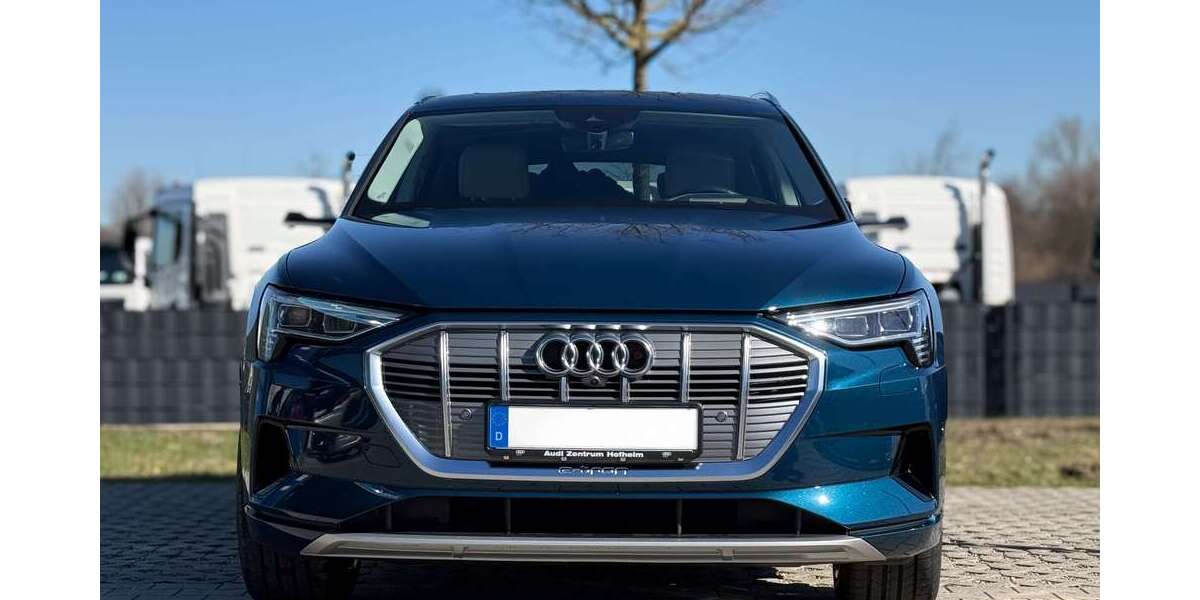 Audi e-tron 49.710 km 39.980 &euro; Puchheim, St 82178