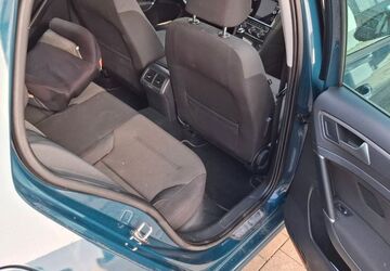 VW Golf 79.756 km 10.300 &euro; Fürstenfeldbruck 82256