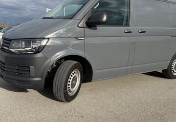 VW T6 Transporter 255.698 km 11.999 &euro; Puchheim 82178