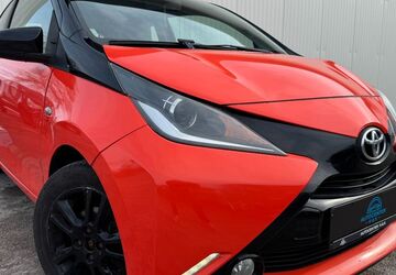 Toyota Aygo (X) 142.949 km 4.899 &euro; Oberding 85445