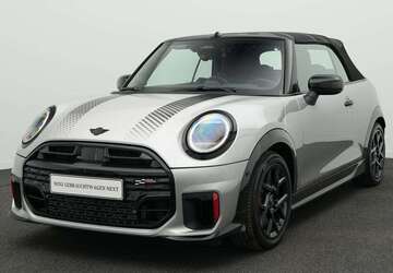 Mini John Cooper Works Cabrio 11.688 km 46.009 &euro; München 80788