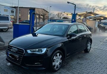 Audi A3 163.000 km 10.950 &euro; emmering 82275