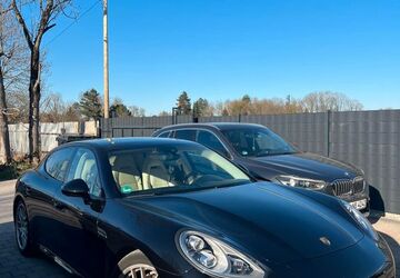 Porsche Panamera 185.000 km 27.000 &euro; München 81825