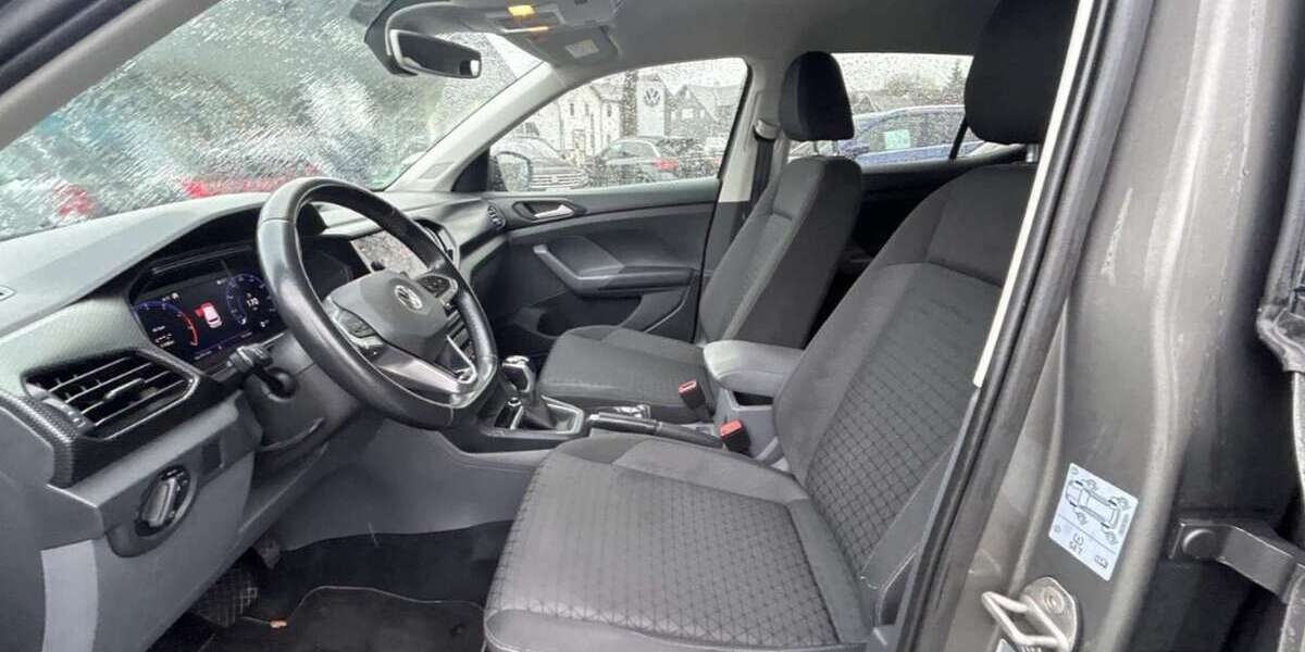 VW T-Cross 92.470 km 14.100 &euro; München 80469