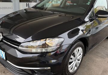 VW Golf 100.383 km 13.999 &euro; München 81549