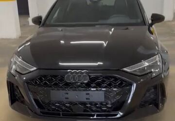 Audi RS3 9.500 km 57.900 &euro; Muenchen 81829