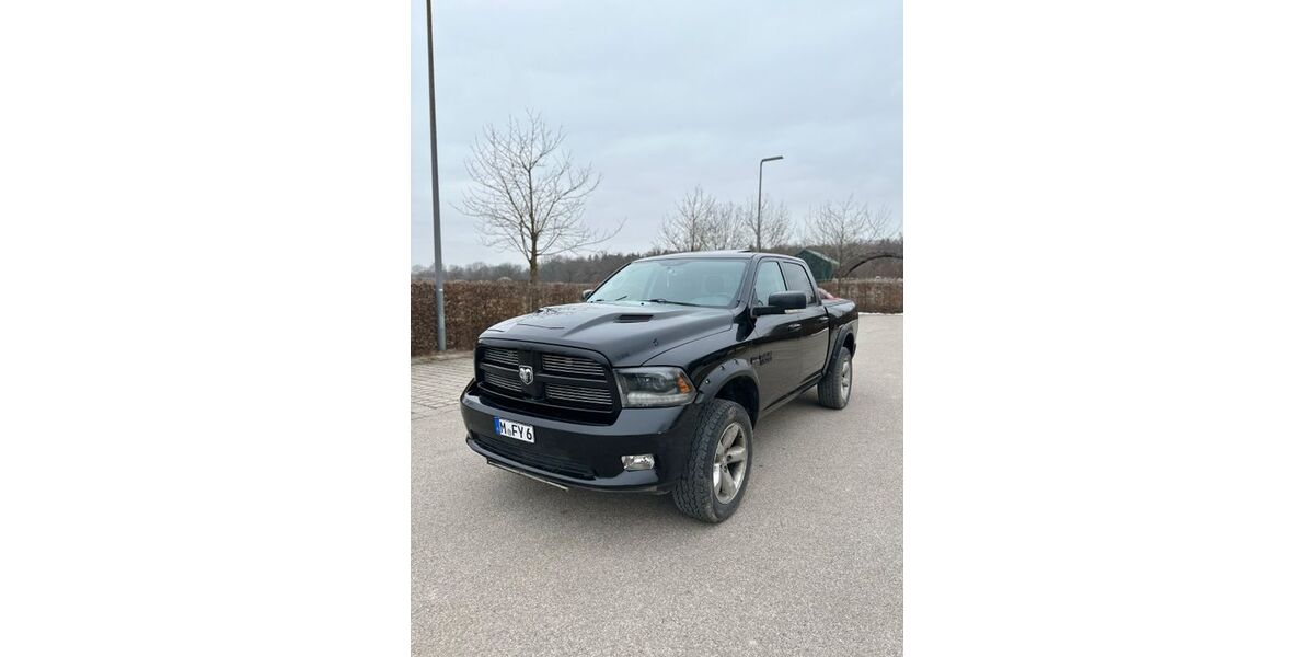 Dodge RAM 263.900 km 22.500 &euro; München 81375