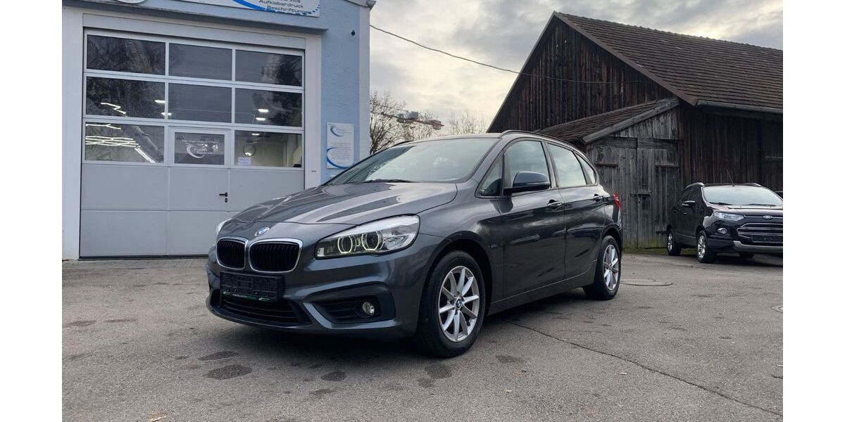 BMW 216 Active Tourer 147.933 km 9.700 &euro; München 80999