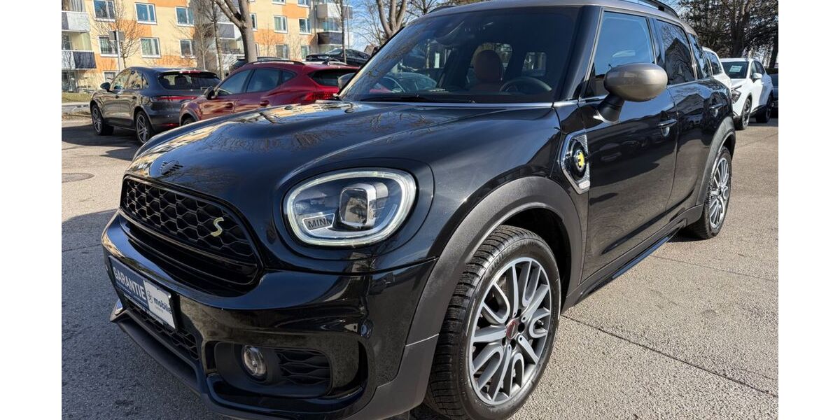 Mini Countryman SE (Cooper) 89.973 km 21.900 &euro; München 81243