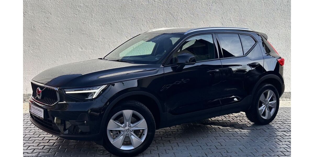 Volvo XC40 14.000 km 31.990 &euro; München 81243