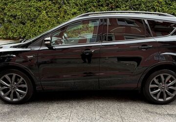 Ford Kuga 115.000 km 16.980 &euro; München 81827