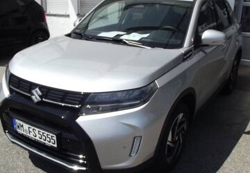 Suzuki Vitara 3.900 km 25.470 &euro; Pöcking b. Starnberg 82343