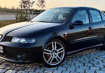 Seat Leon 85.000 km 8.990 &euro; München 81677