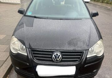 VW Polo 153.000 km 950 &euro; München 81825