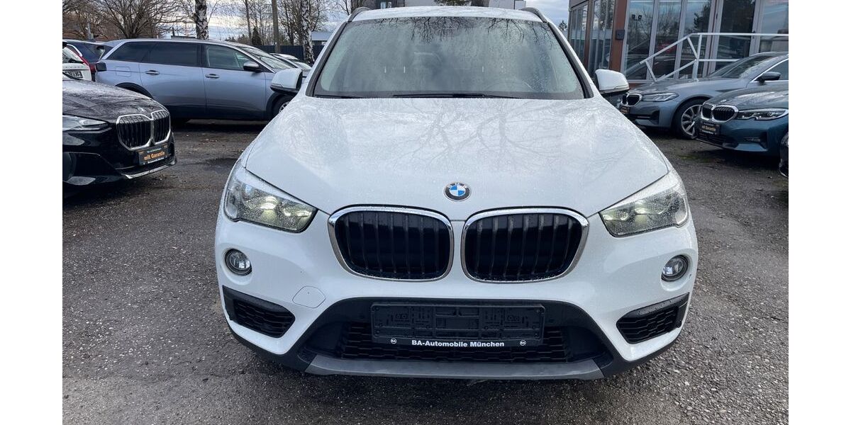 BMW X1 180.000 km 11.950 &euro; München 81243