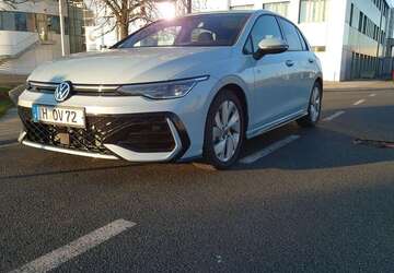 VW Golf 4.244 km 29.990 &euro; München 82031