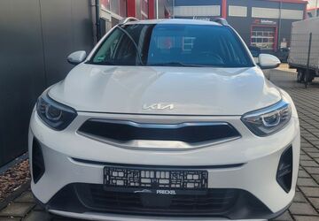 Kia Stonic 95.000 km 11.200 &euro; Puchheim (nähe München) 82178