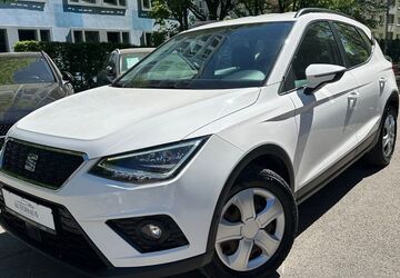 Seat Arona 215.021 km 8.999 &euro; München 80636
