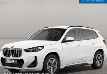 BMW X1 8.455 km 44.495 &euro; München 80939