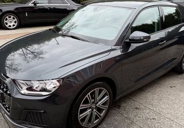 Audi A1 86.000 km 13.980 &euro; München 81827