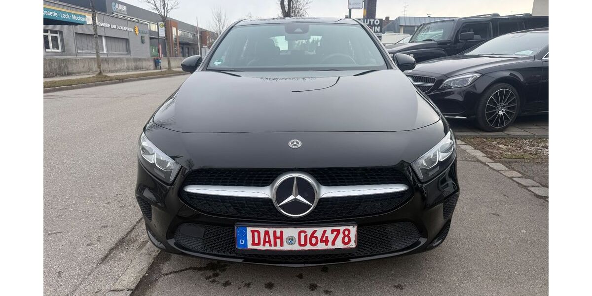 Mercedes-Benz A 180 117.000 km 17.900 &euro; Dachau 85221