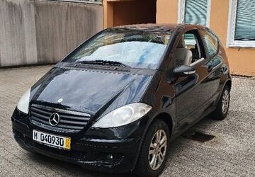 Mercedes-Benz A 150 217.000 km 750 &euro; München 80336