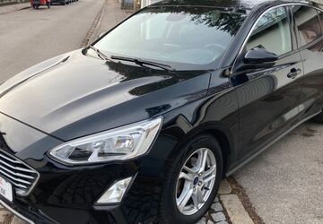 Ford Focus 172.624 km 8.499 &euro; München 81739