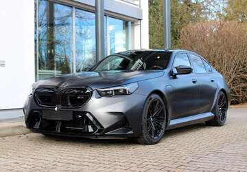 BMW M5 37.490 km 125.900 &euro; Grünwald 82031