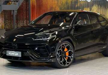 Lamborghini Urus 3.600 km 319.900 &euro; München 81829