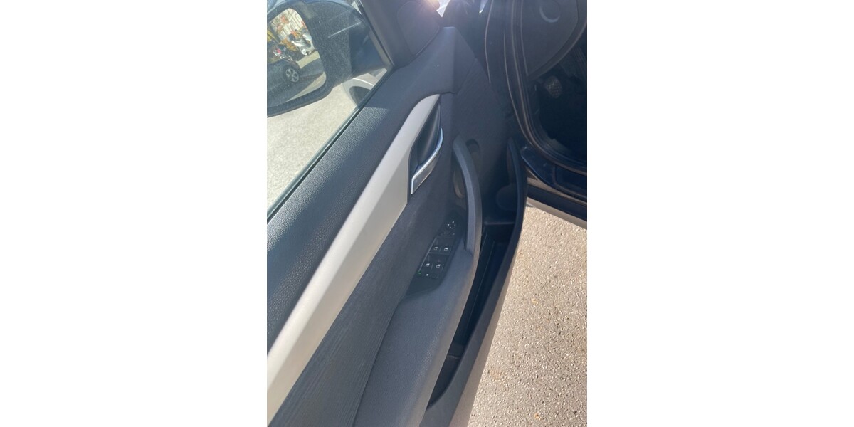 BMW X1 150.000 km 8.100 &euro; München 80313