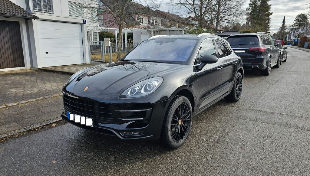 Porsche Macan 194.000 km 25.900 &euro; München 81739