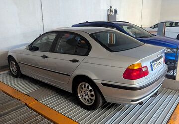 BMW 318 70.000 km 5.999 &euro; München 80997