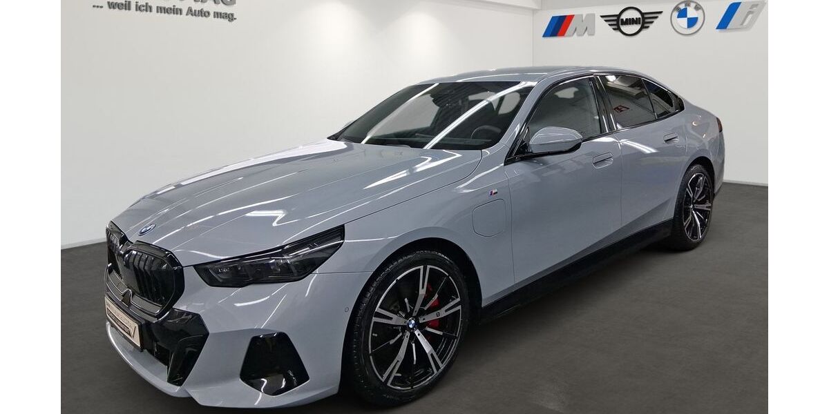 BMW 550 14.442 km 80.990 &euro; München 81827