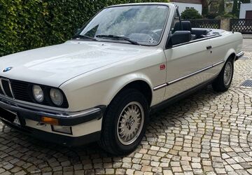 BMW 325 157.302 km 24.300 &euro; München 81677