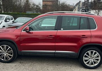 VW Tiguan 105.000 km 11.900 &euro; München 81243