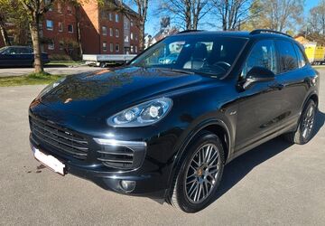 Porsche Cayenne 302.000 km 19.999 &euro; Alling 82239