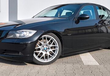 BMW 325 212.000 km 7.900 &euro; München 80935