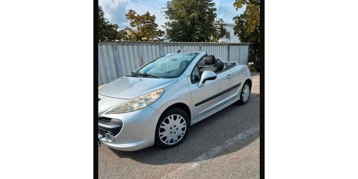 Peugeot 207 115.000 km 2.450 &euro; München 81829