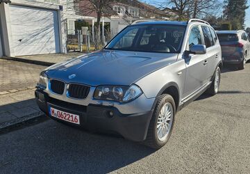 BMW X3 240.000 km 3.400 &euro; München 81739