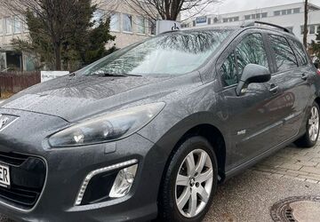 Peugeot 308 242.000 km 3.490 &euro; Riemerling 85521