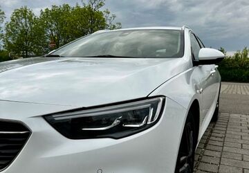 Opel Insignia 171.500 km 8.999 &euro; München 80933