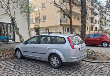 Ford Focus 192.000 km 2.900 &euro; München 81539