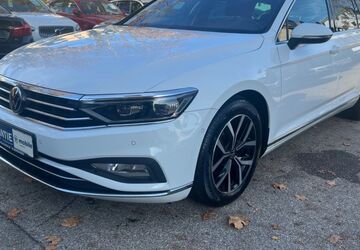 VW Passat Variant 151.540 km 21.700 &euro; München 81243