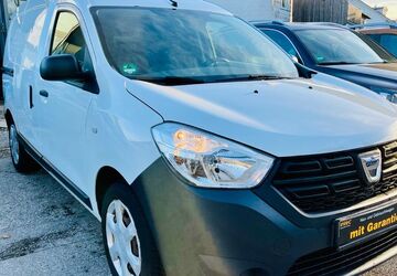Dacia Dokker 173.000 km 6.490 &euro; München 81825