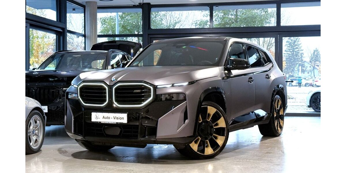 BMW XM 27.122 km 104.390 &euro; München 81825