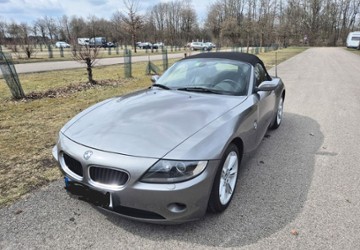 BMW Z4 81.000 km 15.690 &euro; München 81925